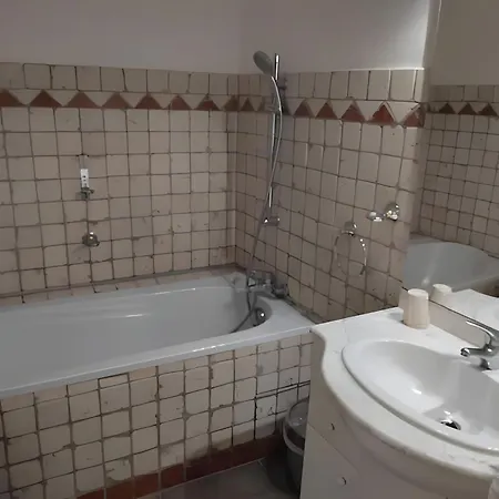 Maison Du Barry Du 17 Eme Guest house *