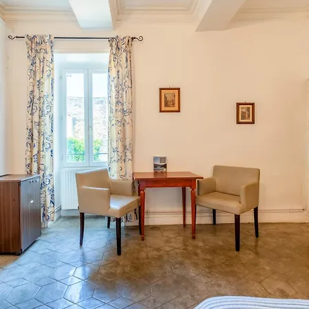 La Maison D 'ore 4* Collias